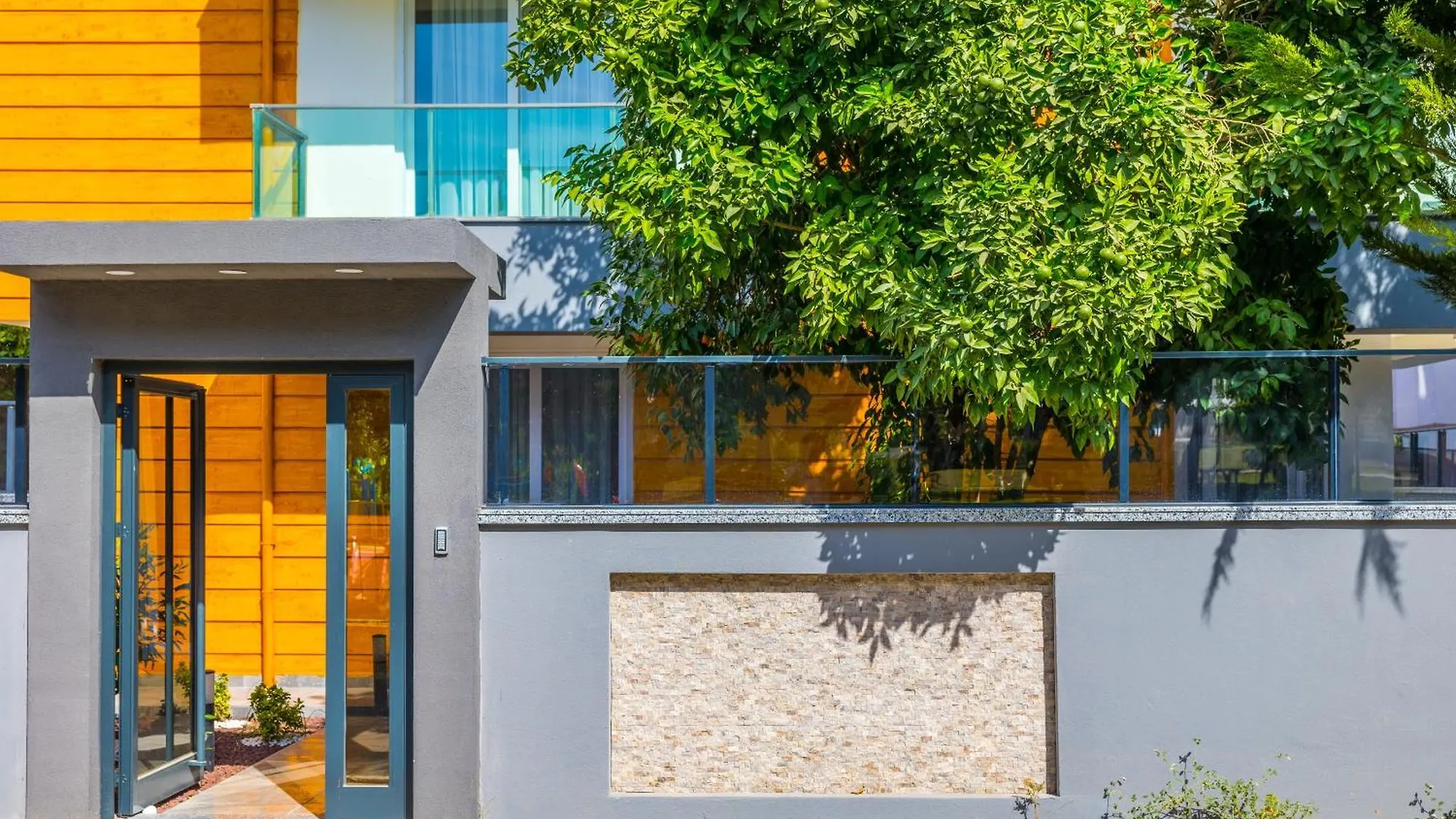 Brandhill Airport Suites Antalya Aparthotel
